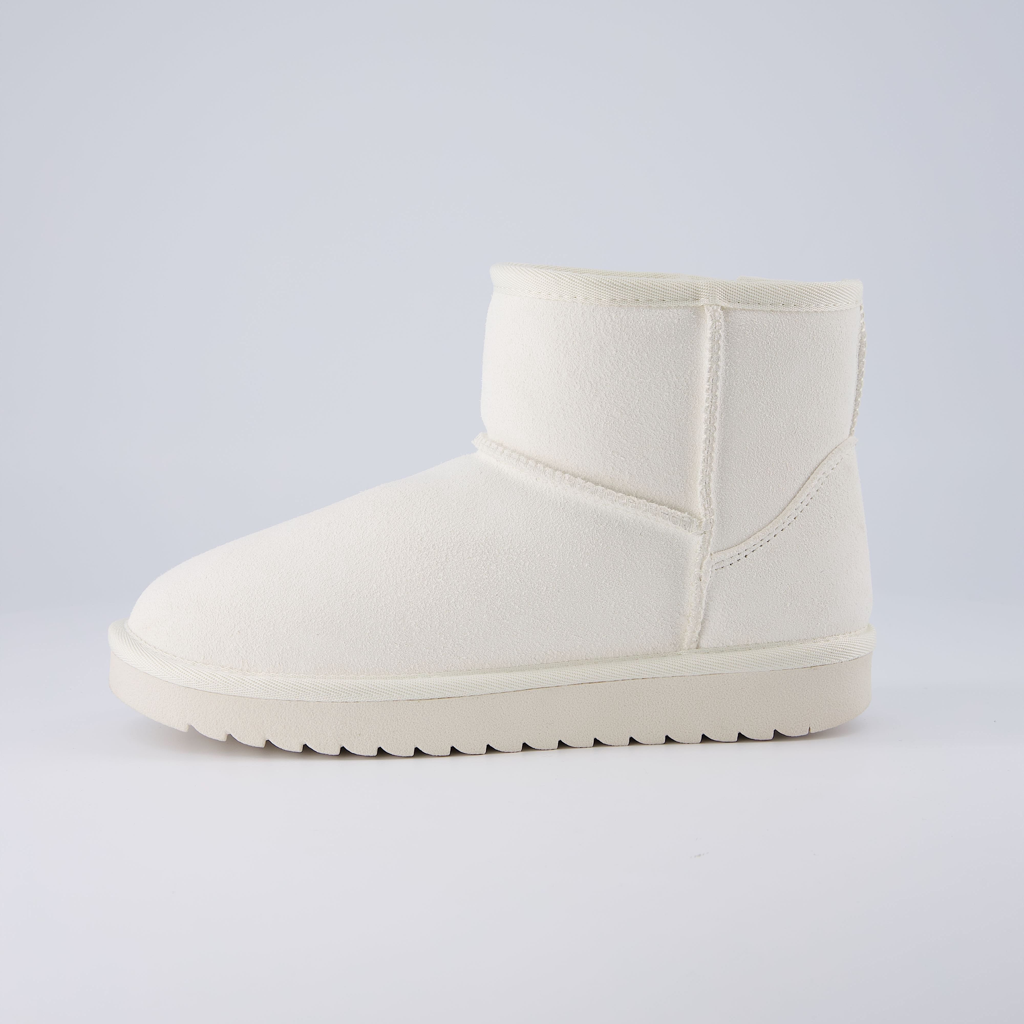 Hipster Cozy Ankle Boot - Image 44